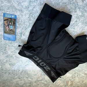 Zoic Size Small Black Padded Bicycle Shorts